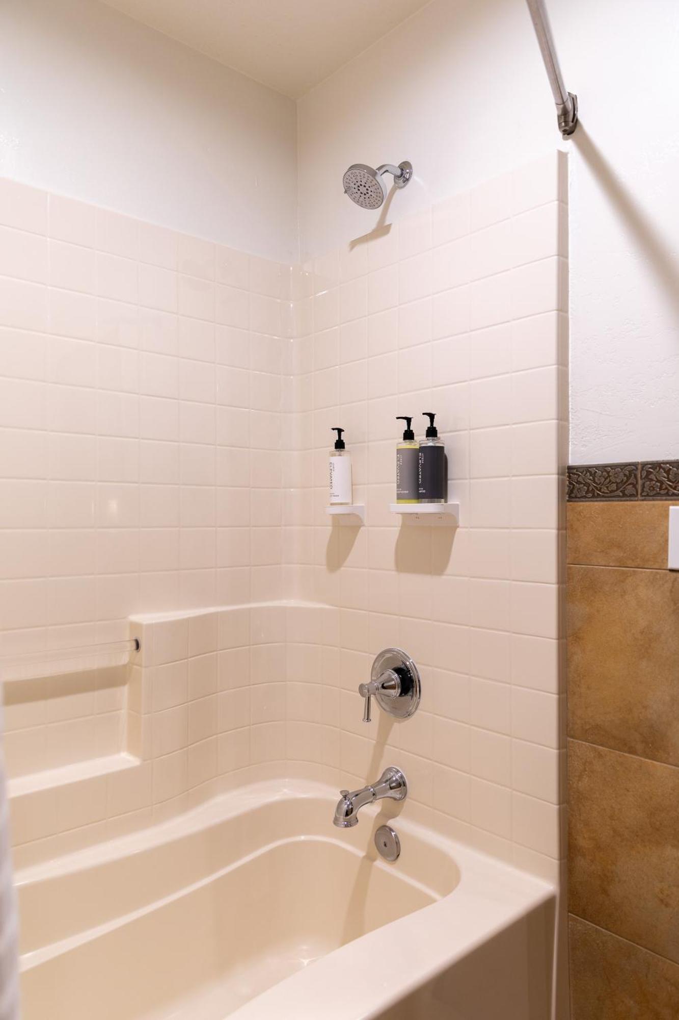 Ayres Hotel Redlands - Loma Linda Экстерьер фото